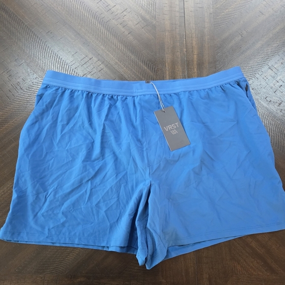 VRST Other - VRST Men's Relaxed Fit Running Shorts New XXL 5" Inseam Blue Tide Accelerate